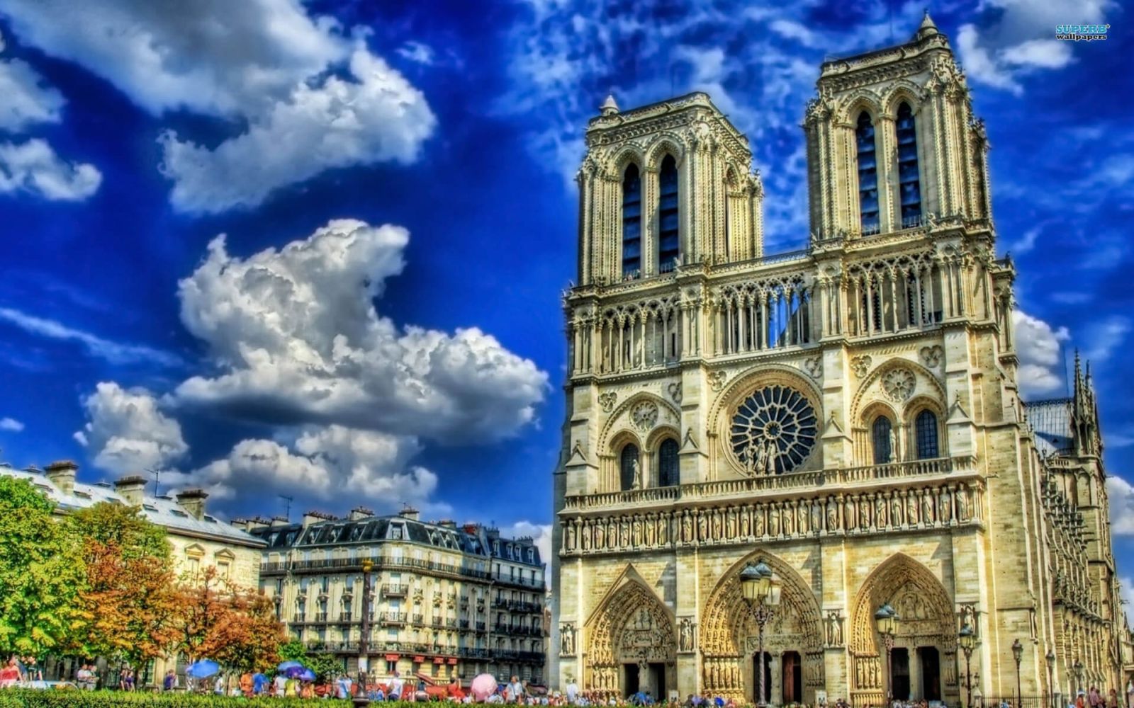 nha-tho-duc-ba-paris